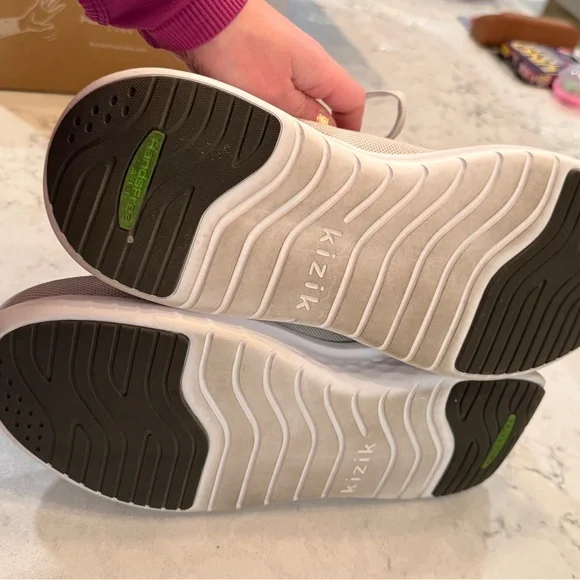 Kizik Athens Slate Grey Mens 11.5 Athletic Sneaker New - Picture 8 of 9